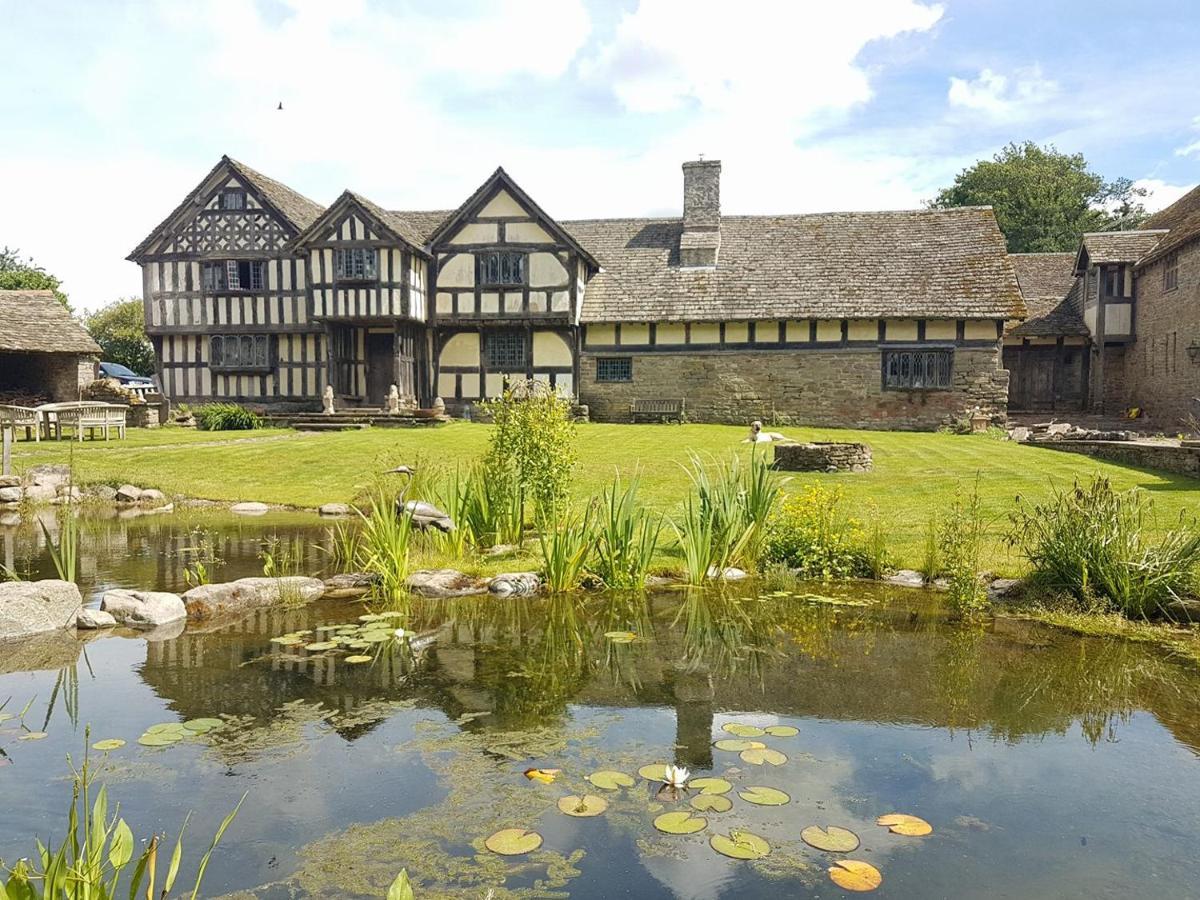 Vila The Threshing Barn At Penrhos Court Kington  Exteriér fotografie