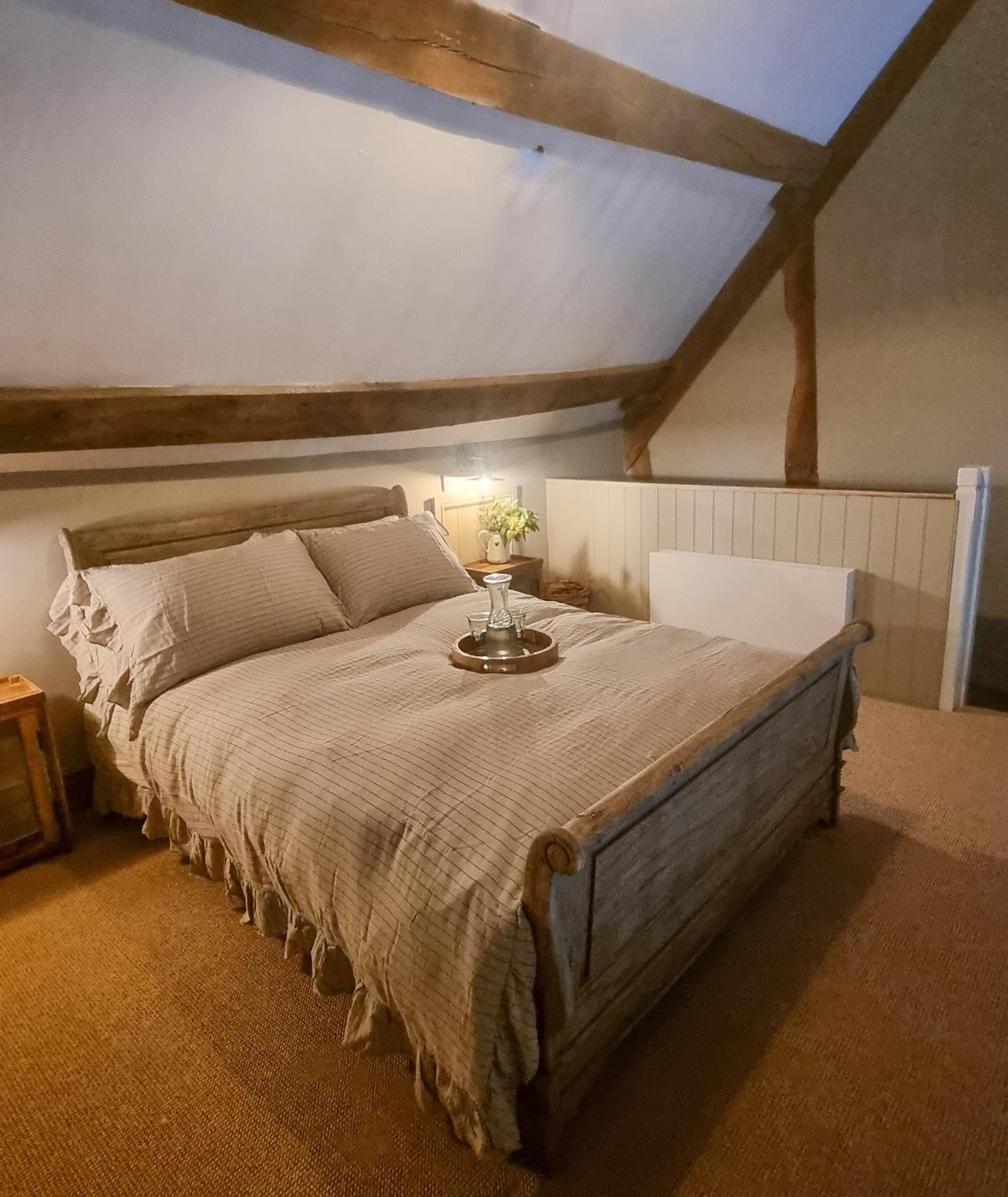 Vila The Threshing Barn At Penrhos Court Kington  Pokoj fotografie